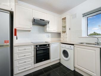 Apartment 414, Galloping Green, Stillorgan Road, Blackrock, Co. Dublin - Image 5