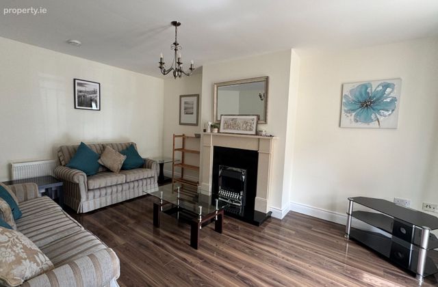 The Court, Harbour Heights, Passage West, Co. Cork - Click to view photos