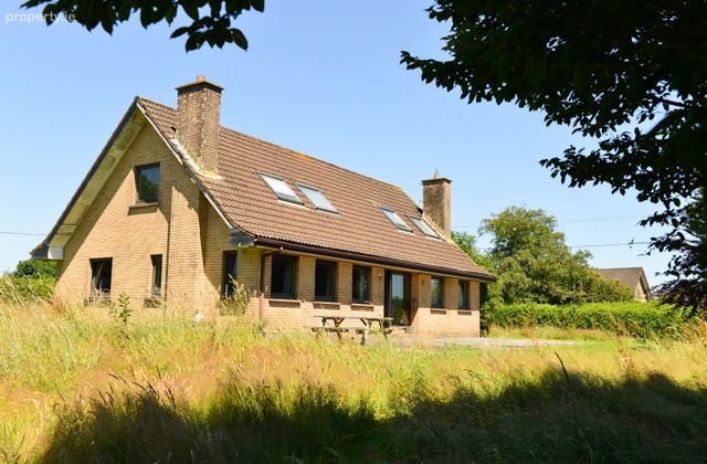 Maranatha, Rathcooney, Glanmire, Co. Cork - Click to view photos