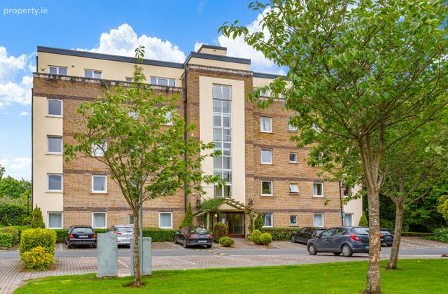 Penthouse, 118 Galloping Green, Stillorgan Road, Blackrock, Co. Dublin, Galloping Green, Co. Dublin - Click to view photos