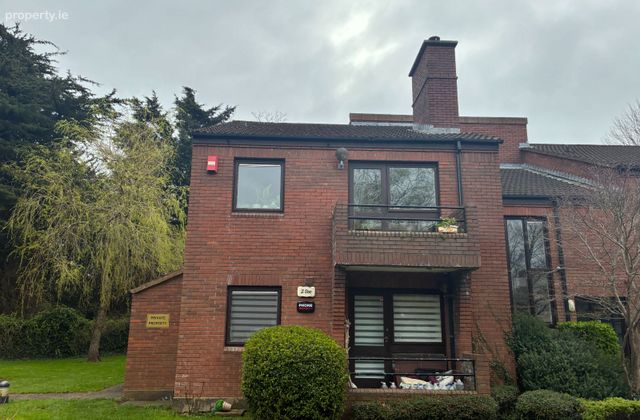 Apartment 16, The Courtyard, Castleside Drive, Rathfarnham, Dublin 14 - Click to view photos