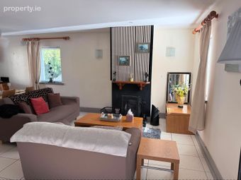 The Ash, 11 Kilcoran Mews Apartments, Kilcoran, Cahir, Co. Tipperary, Boolakennedy, Co. Tipperary - Image 4