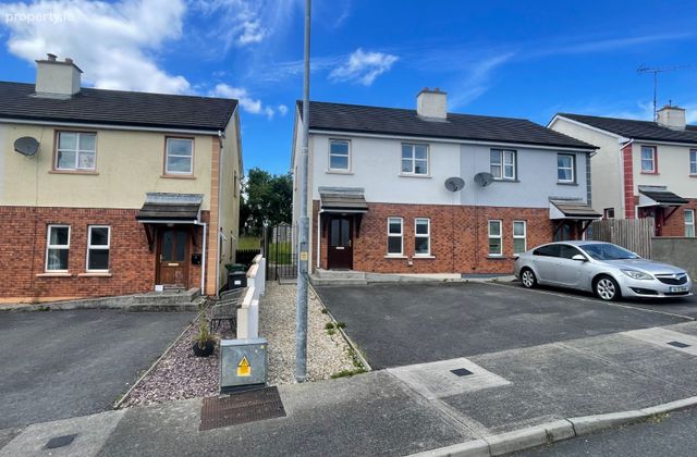 10 Abhainn Mor, Collooney, Co. Sligo - Click to view photos
