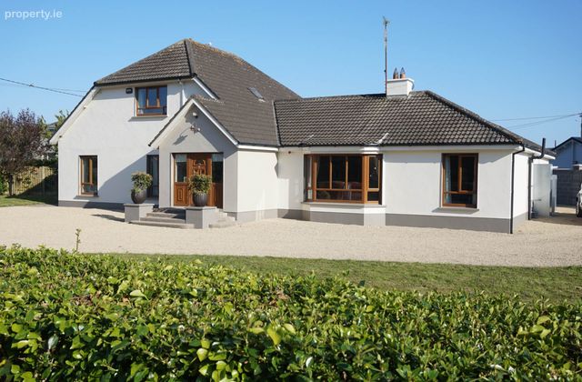 Cranny`s Lodge, Kilrane, Rosslare Harbour, Co. Wexford, Rosslare Harbour, Co. Wexford - Click to view photos