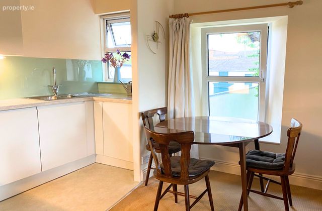 Apartment 2, Tolka Lodge, Ballyboggan Road, Dublin, Cabra, Dublin 7 - Click to view photos