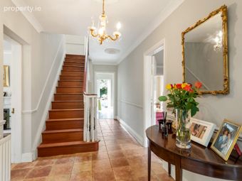 22 Cairn Hill, Westminster Road, Foxrock, Dublin 18 - Image 2