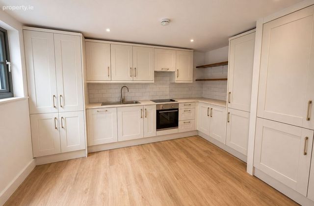 16 Vicar Street, Cork, Cork City Centre, Co. Cork - Click to view photos