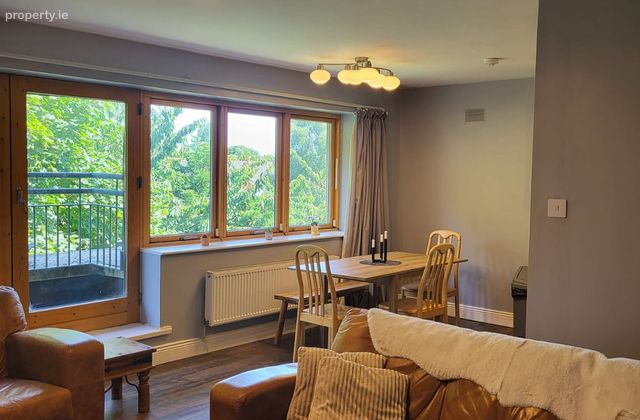 Apartment 130, Block B3, Belgrove Park, Clontarf, Dublin 3 - Click to view photos