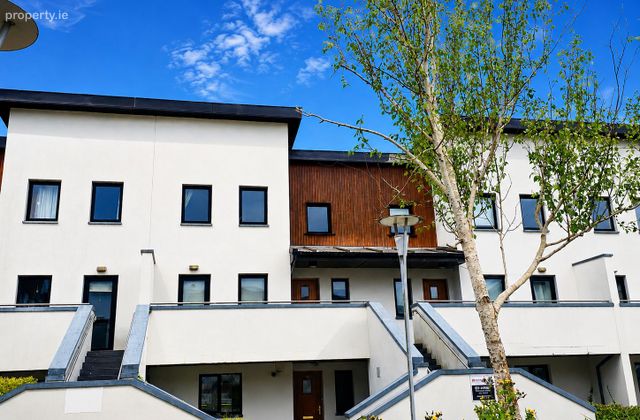 20 The Square, Buttery Court, Market Square, Mallow, Co. Cork - Click to view photos