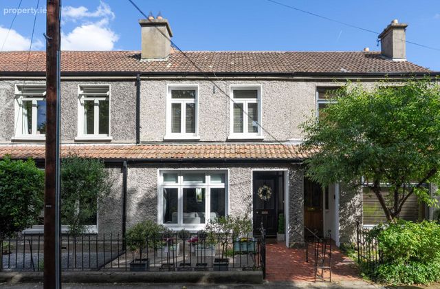 5 Cherryfield Avenue Upper, Ranelagh, Dublin 6 - Click to view photos