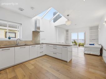 Apartment 8c, Avalon, Burrow Road, Sutton, Dublin 13 - Image 4