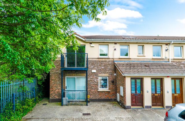 Fforster Crescent, Ballydowd Manor, Lucan, Co. Dublin - Click to view photos