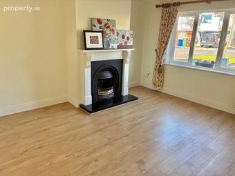96 Town Court, Dungarvan, Co. Waterford, Dungarvan, Co. Waterford - Image 3