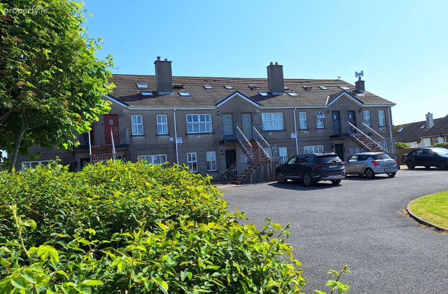 Green View House, Newcastle, Co. Galway - Click to view photos
