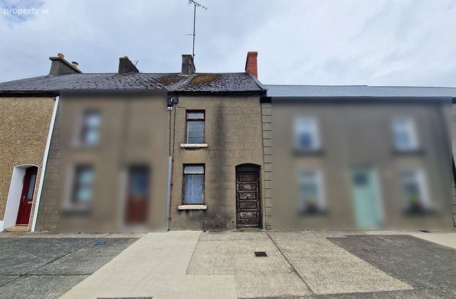 23 The Faythe, Wexford Town, Co. Wexford - Click to view photos