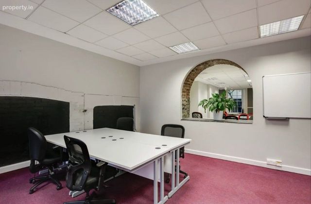 Fitzwilliam Street Lower, Dublin 2 - Click to view photos