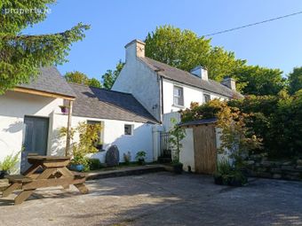 Blue Hill Farmhouse, Lettergorman, Dunmanway, Co. Cork