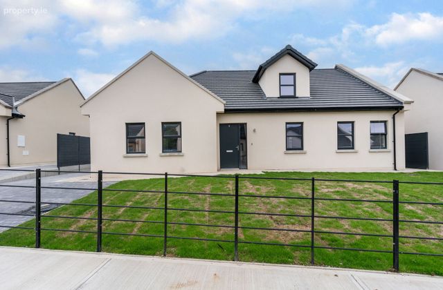 Kilkea, Carrighill Upper, Calverstown, Kildare, Co. Kildare - Click to view photos
