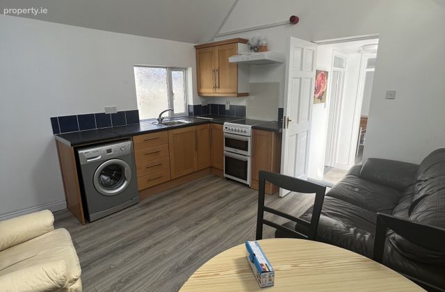 Voguish, 84 Lower Main Street, Arklow, Co. Wicklow - Click to view photos