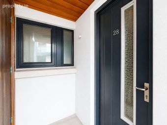 Apartment 28, Liberty View, St. James Gate, Dublin 8 - Image 2