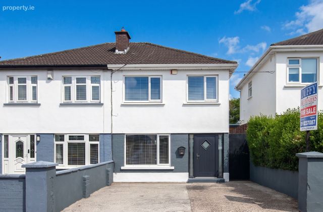 31 Ashfield Park, Huntstown, Clonsilla, Dublin 15 - Click to view photos