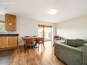 3 Surehaven Lawn, Phoenix Park Racecourse, Dublin 15, Dublin 15 - Image 4