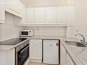 Apartment 23, Augustine Court, Christchurch, Dublin 8 - Image 4