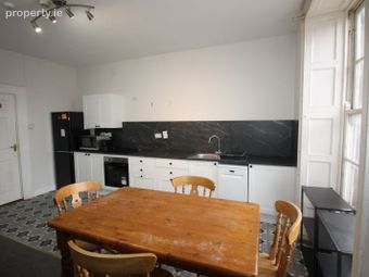 Apartment 3, 35 South Terrace, Ballintemple, Co. Cork - Image 5