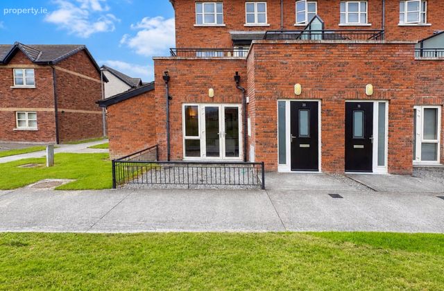20 Castlegrange Court, Clonee, Dublin 15, Co. Dublin, Clonee, Dublin 15 - Click to view photos
