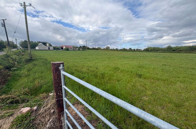 Tulligbeg, Killorglin, Co. Kerry - Click to view photos