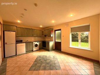 New Inn, Enfield, Co. Meath, Enfield, Co. Meath - Image 4