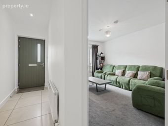 8 Parkside Close, Dublin 13, Balgriffin, Dublin 13 - Image 2
