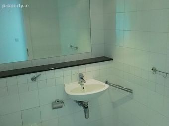 Apartment, Block E1, Smithfield Market, Smithfield, Dublin 7 - Image 4