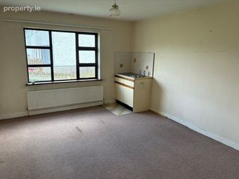 6 Riverdale Court, Castlebar, Castlebar, Co. Mayo - Image 5