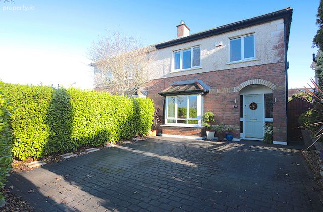 39 The Drive, Hunter's Run, Clonee, Dublin 15 - Click to view photos