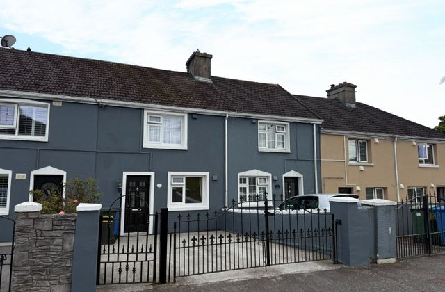 44 Lenihan Avenue, Prospect, Co. Limerick - Click to view photos