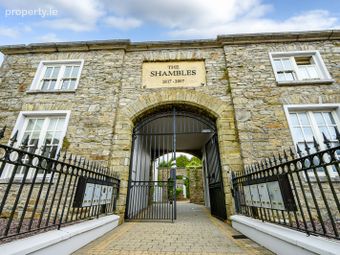 5 The Shambles, Allen Square, Bandon, Co. Cork - Image 2