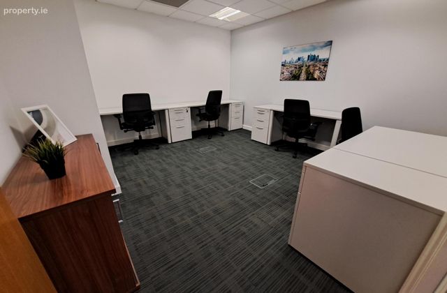Ormond Quay Upper, Dublin 7 - Click to view photos
