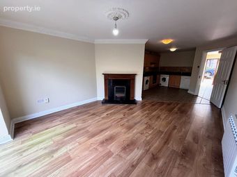 4 Cathedral Court, Clare Road, Ennis, Co. Clare - Image 5