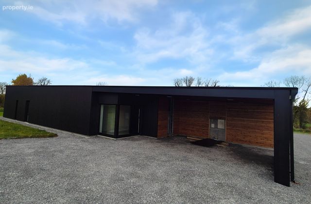 Gneeves, Boherbue, Co. Cork - Click to view photos