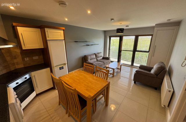 Sraith Fhada, Doughiska, Co. Galway - Click to view photos