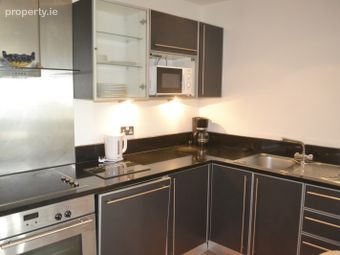 Apt 7, Block 10, Gallery Quay, Dublin 2 - Image 5
