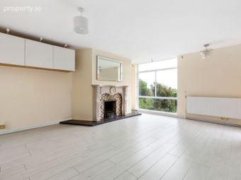Apartment 14, Fortwilliam, Mount Merrion Avenue, Stillorgan, Co. Dublin - Image 4