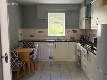 Springview Terrace, Commons Road, Cork, Farranree, Co. Cork - Image 2