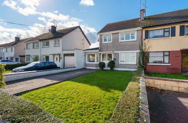 46 Saint Josephs View, Glanmire, Co. Cork - Click to view photos