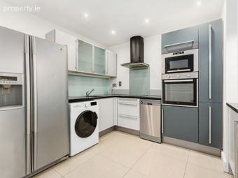 39 Brennanstown Square, Cabinteely, Dublin 18, Cabinteely, Dublin 18 - Image 4
