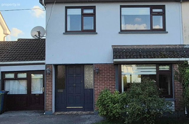 69 The Grove, Hophill, Tullamore, Co. Offaly - Click to view photos