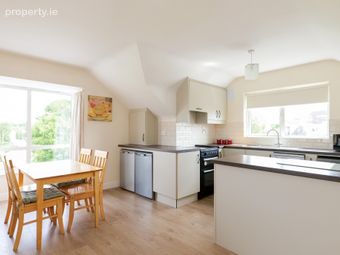22 Costa Na Mara, Oranmore, Co. Galway, Oranmore, Co. Galway - Image 4