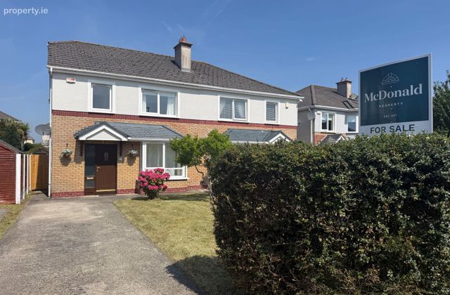 3 The Close, Grange Manor, Lucan, Co. Dublin - Click to view photos