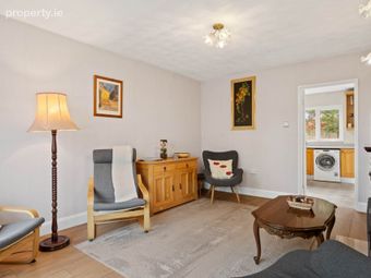 22 Birchfield Park, Goatstown, Dublin 14, Co. Dublin, Goatstown, Dublin 14 - Image 4